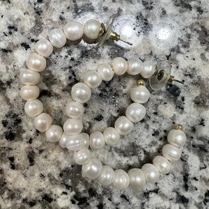 Parkland Pearl Hoops